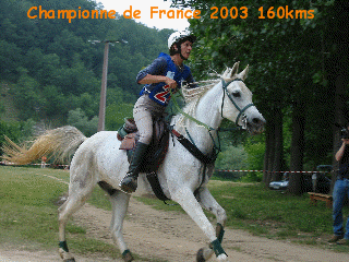Le podium du championnat de France 2003 160kms .(animation Gif, chargement en cours)