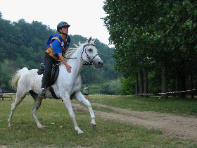 Piacenza et Virginie Simon au d&eacute;part de la 3&egrave;me &eacute;tape. (animation Gif, chargement en cours)